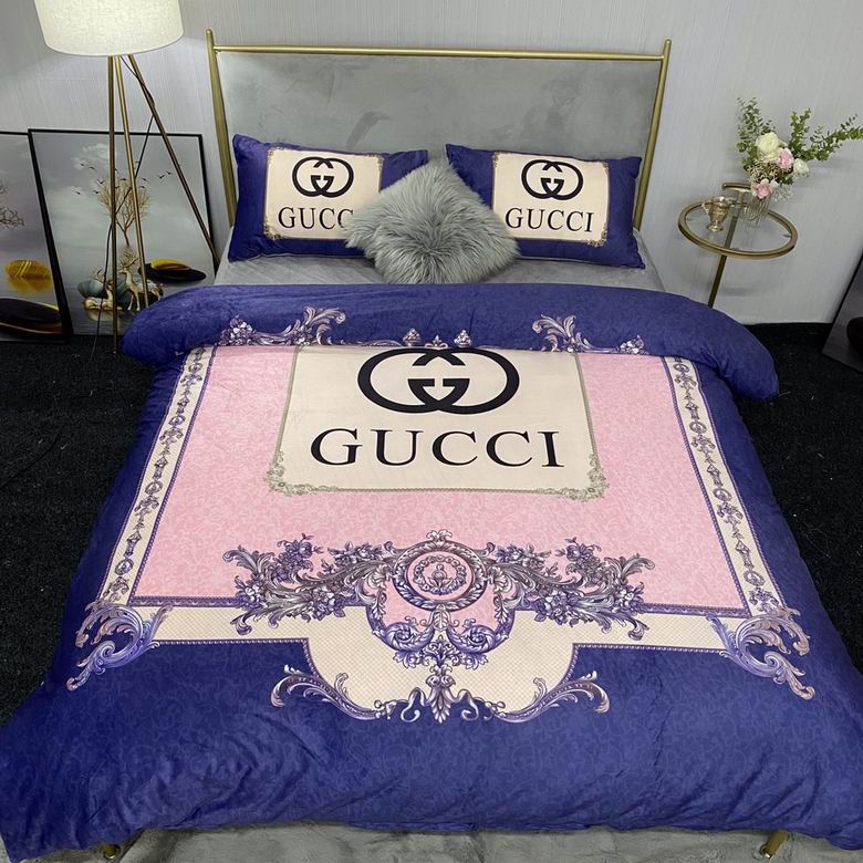 Gucci 2.0x2.3m 31